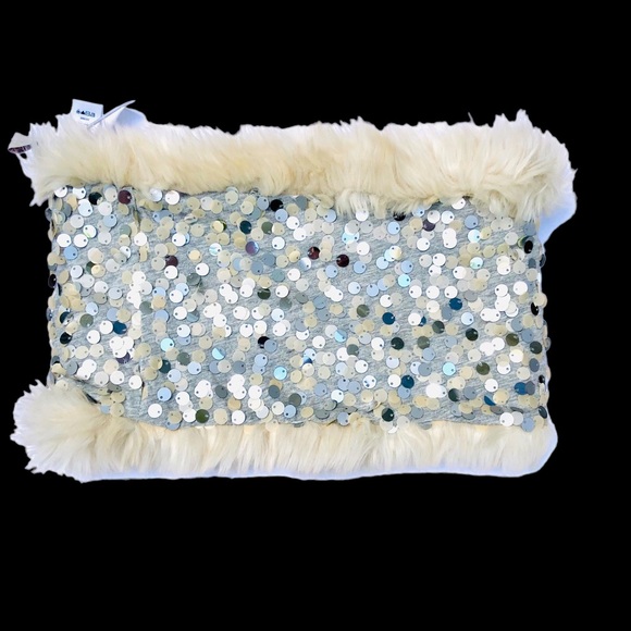 Cream faux fur and silver sequin neck warmer NWT - Picture 7 of 13